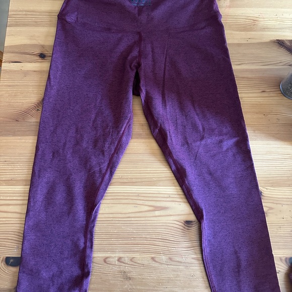 Red NoBull Leggings 3/4 length - Picture 6 of 8